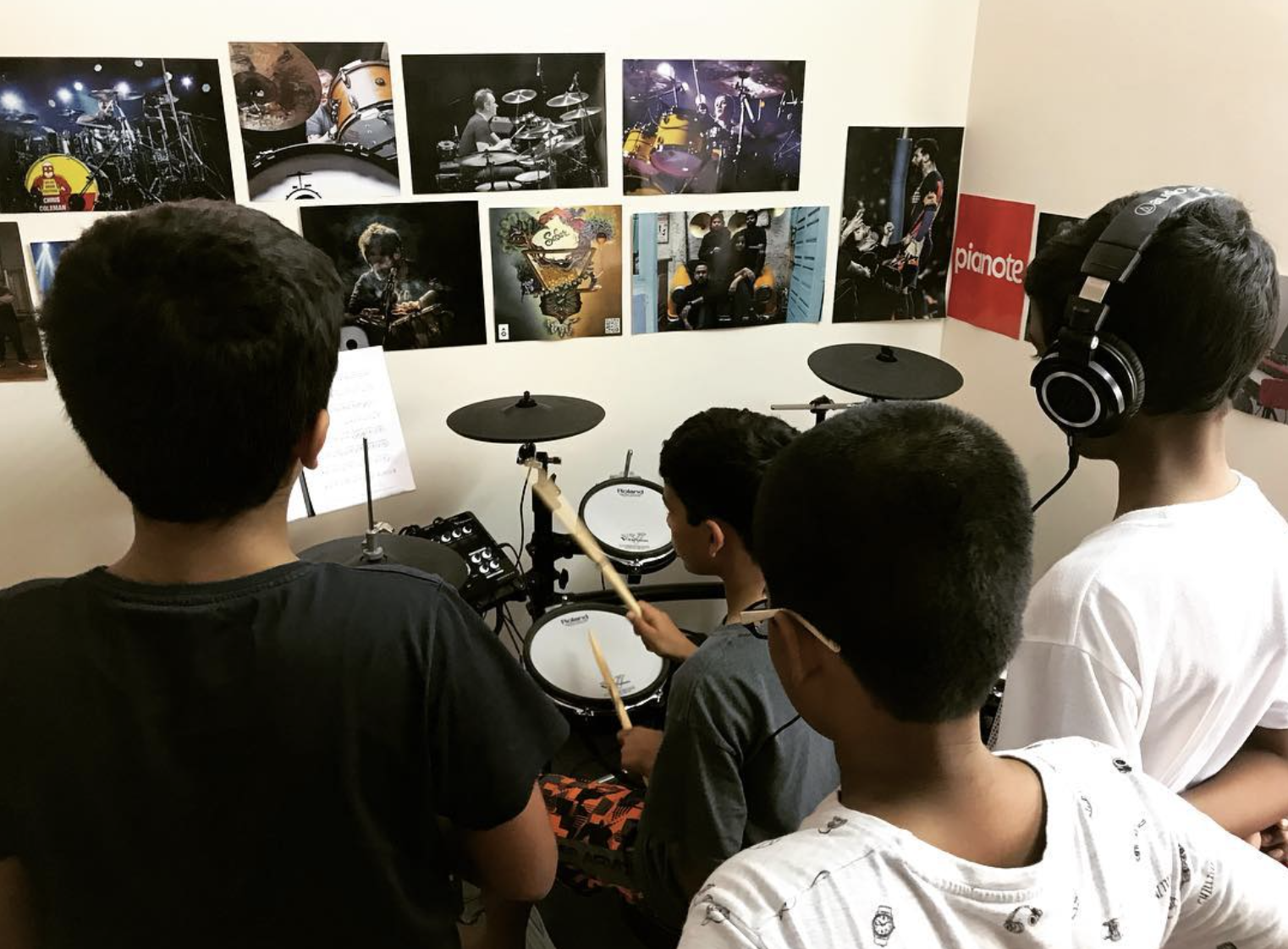 Teaching drums
